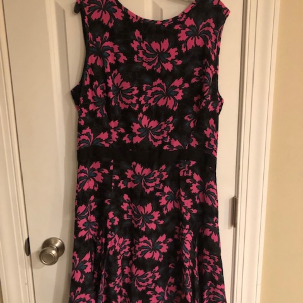 Beautiful Milly Silk Astract Floral Sheath Dress